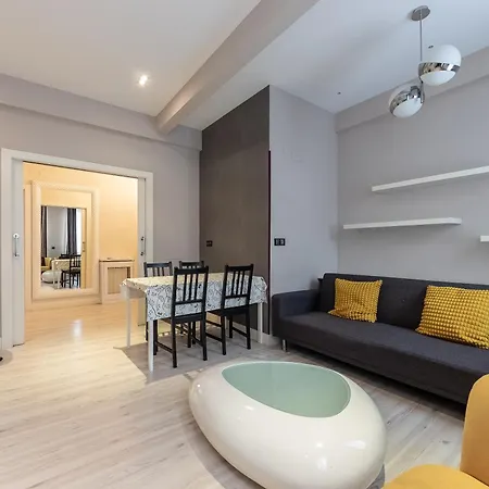 Volantin Ii With Jacuzzi By Aston Apartment