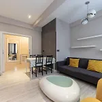 Volantin Ii With Jacuzzi By Aston Apartment