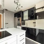 Apartment Volantin Ii With Jacuzzi By Aston