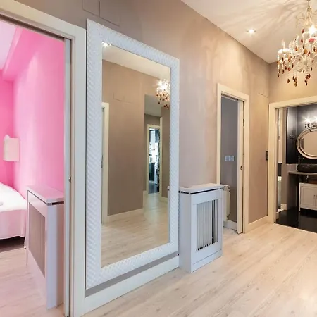 Volantin Ii With Jacuzzi By Aston Apartament